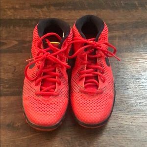 Red Kyrie 1. Size 5.5.
